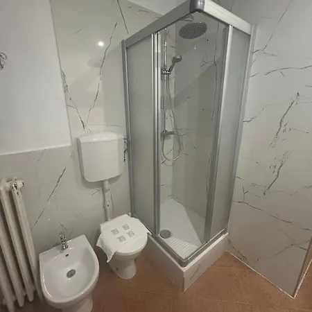Guest house La Magnolia - *